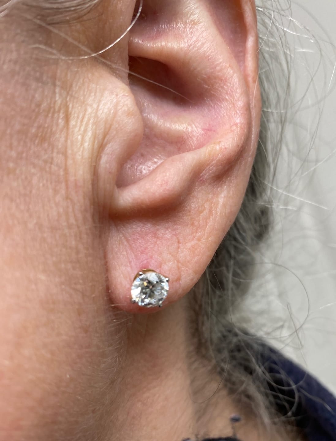Customer photo review of World's First Lab Grown Diamond Sleep Stud Earrings