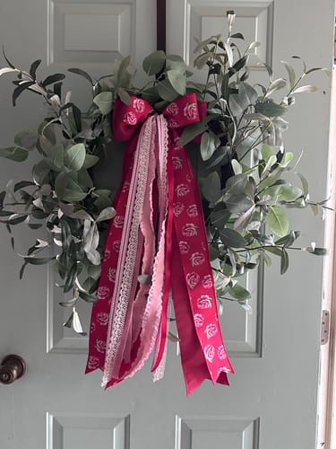 Customer photo review of Rosy Bouquet Wreath Ribbon
