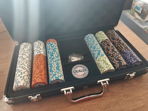 Customer photo review of Poker Chips Vegas Poker Club 300