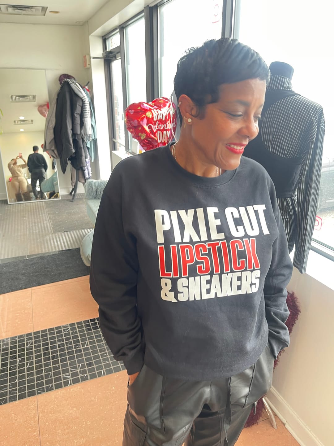 Customer photo review of Pixie Cut, Lipsitck, & Sneakers (blk)