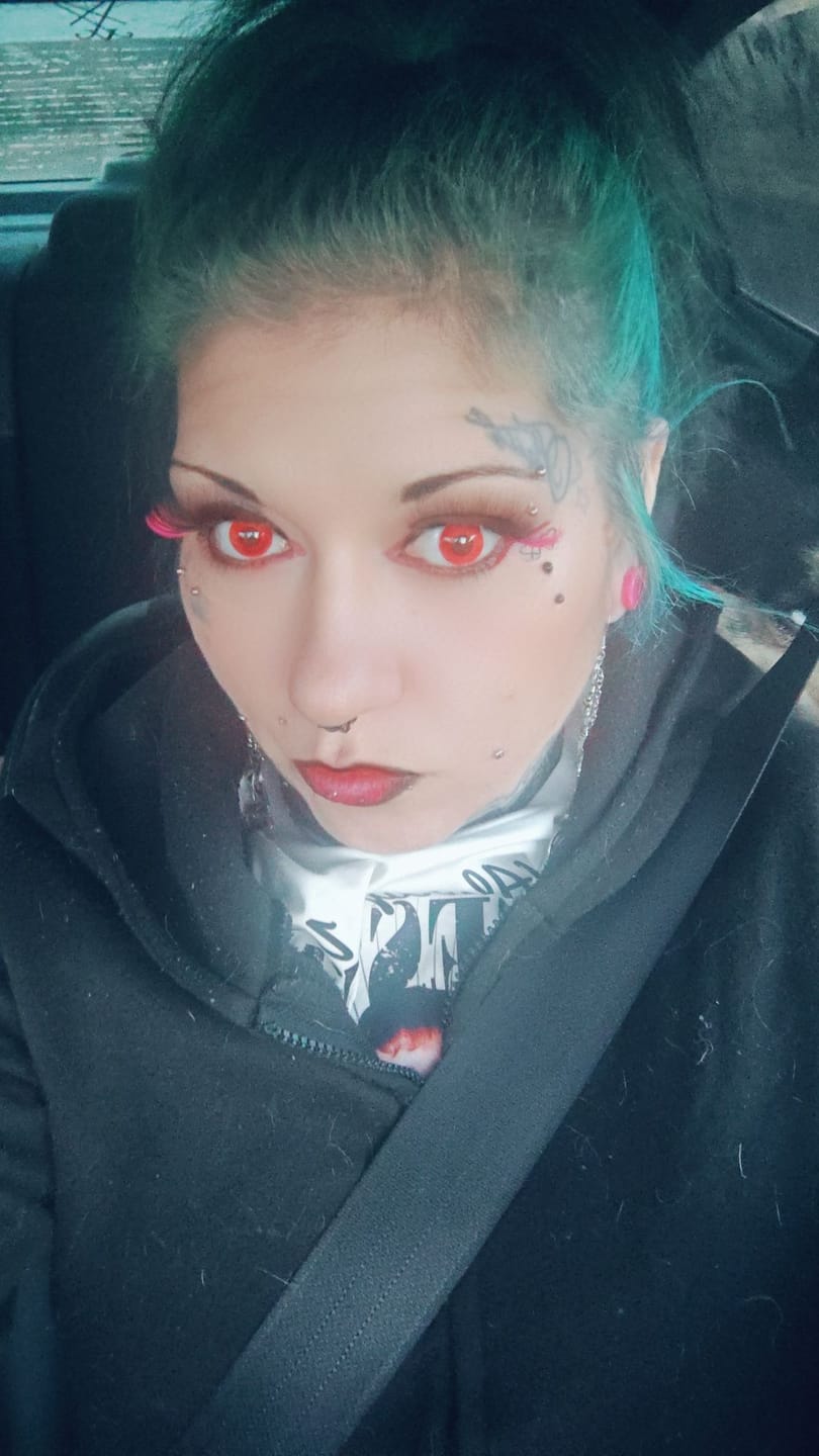 Customer photo review of Halloween Redout Prescription Colored Contact Lenses