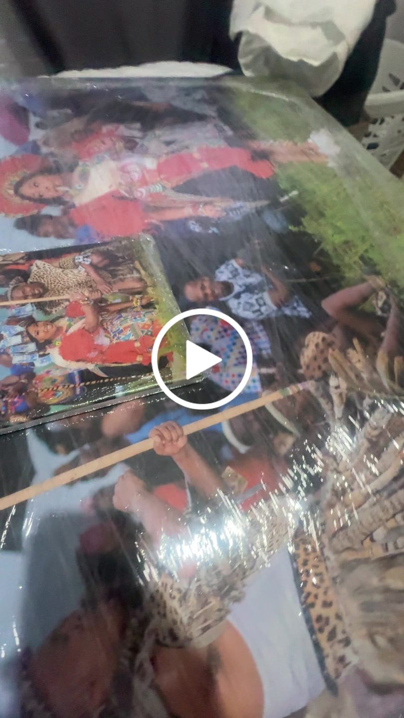 Customer video review of 3 x A0 Super Big Canvas (80.9x102,5cm)