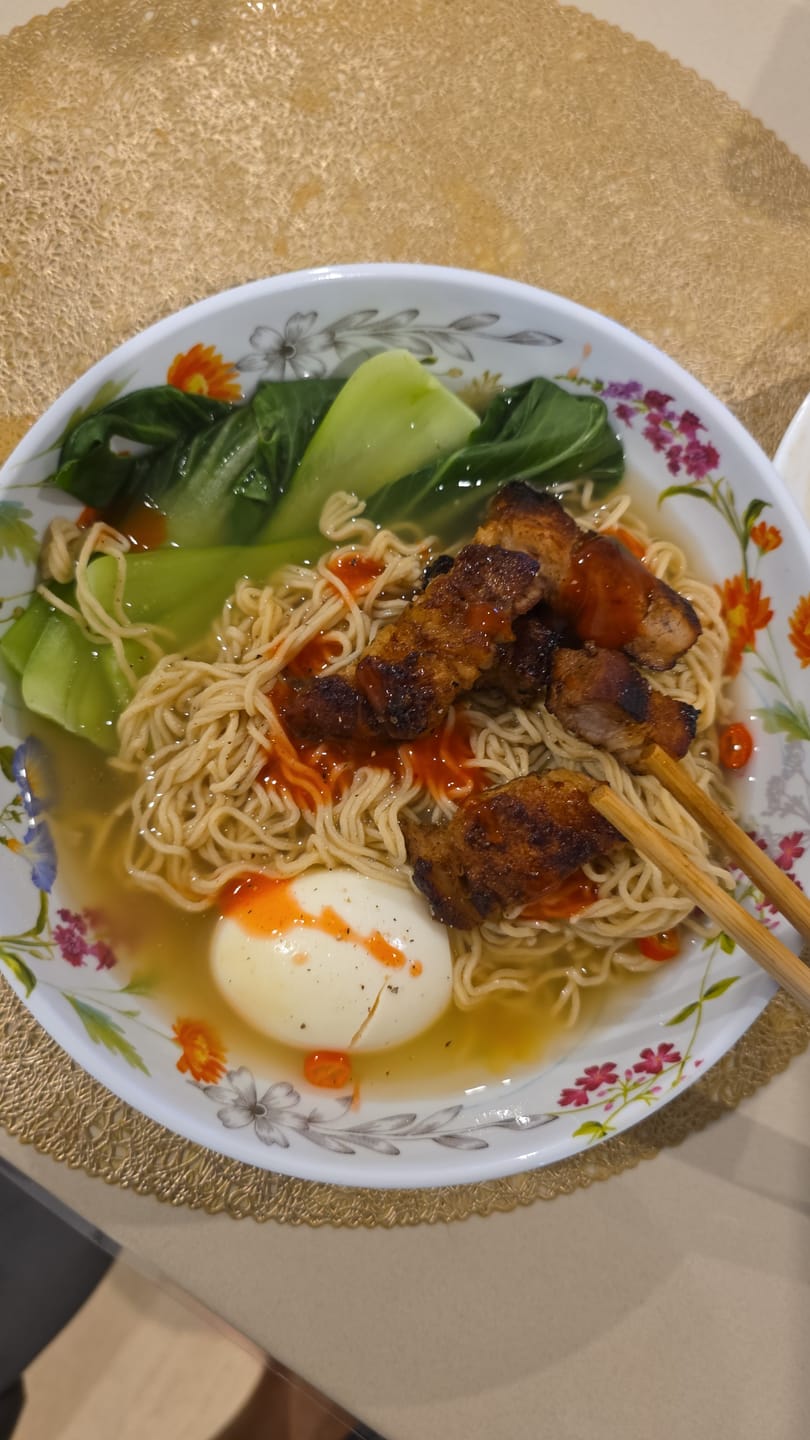 Customer photo review of Qetoe Low Carb High Protein Instant Cup Noodle - COMBO 12 PACK