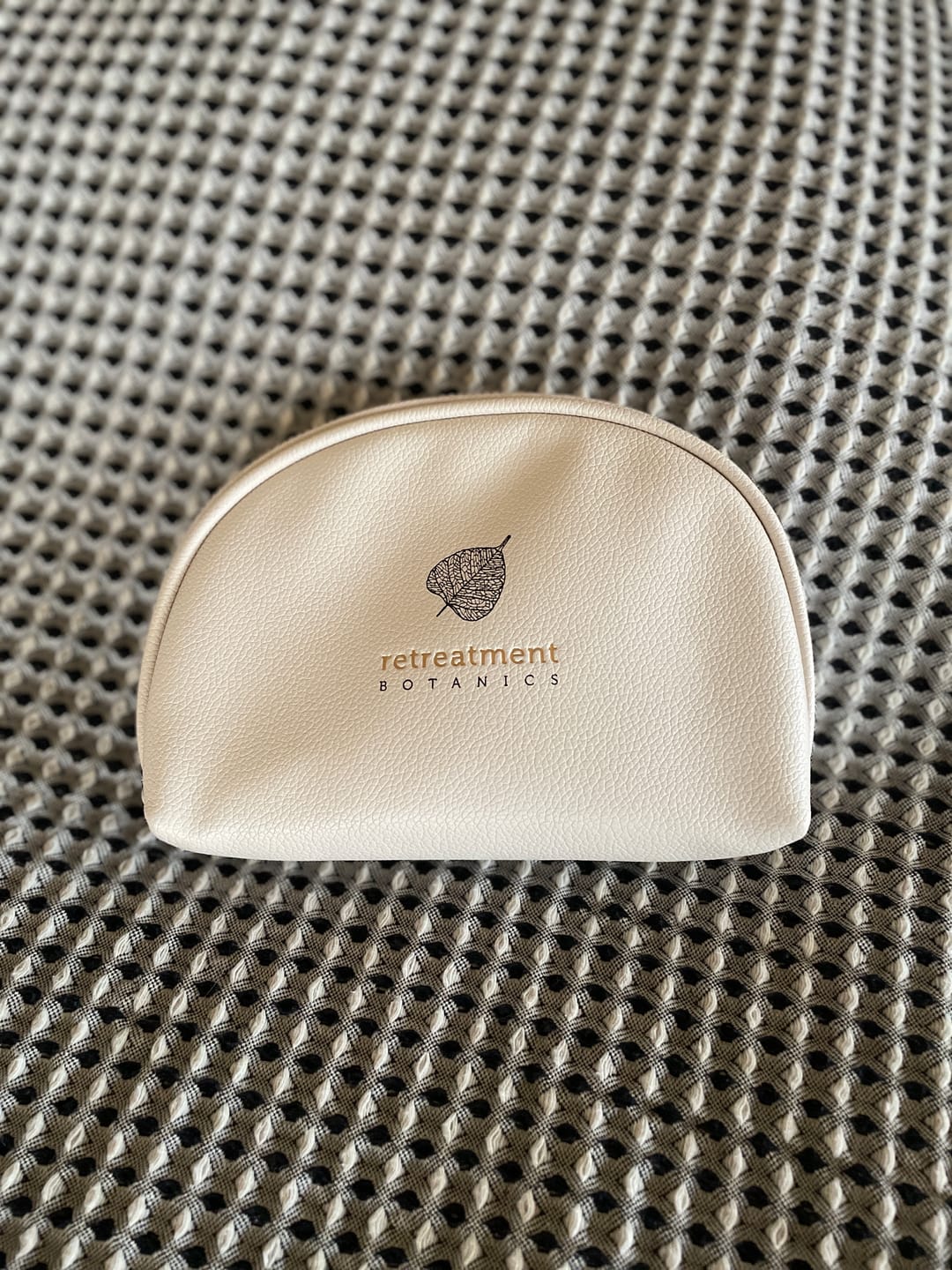 Customer photo review of Luminous Traveller Skincare Set