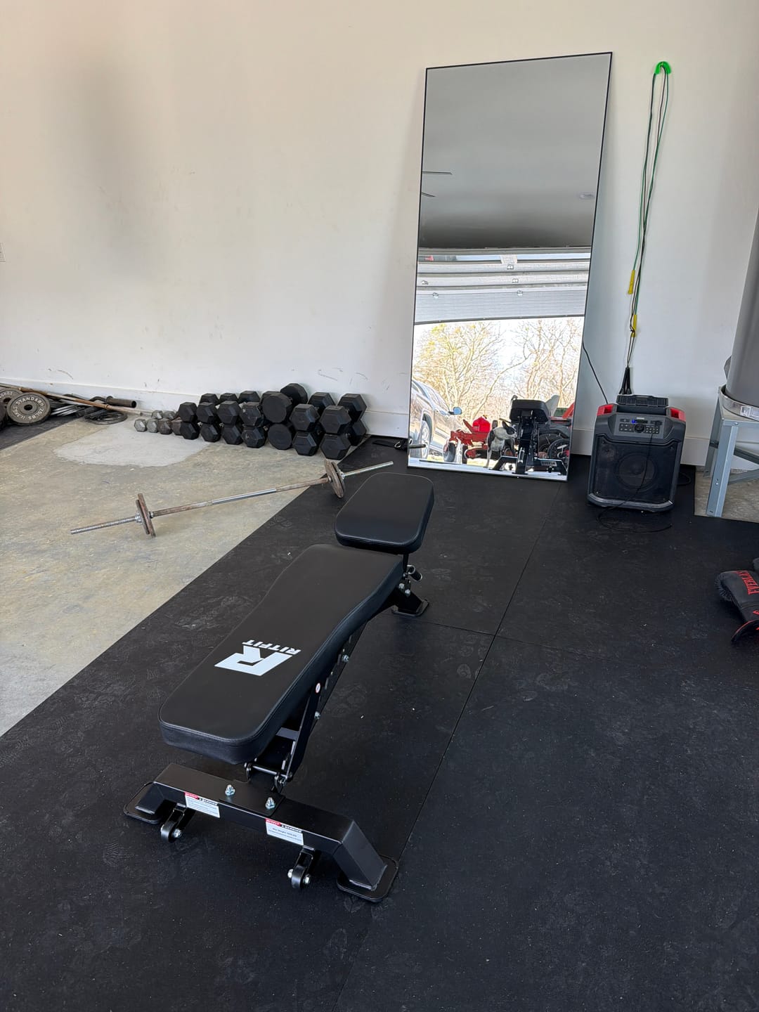Customer photo review of RitFit 1300LB Adjustable Weight Bench BWB01