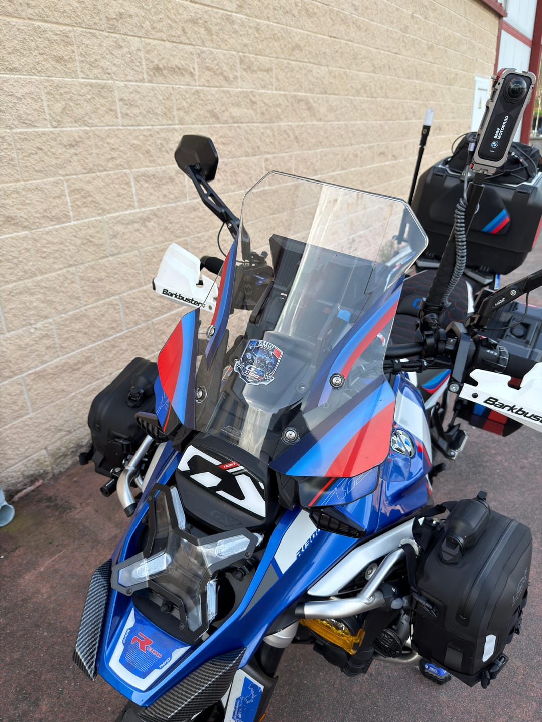 Customer photo review of LOBOO Touring Windshield for BMW R1300GS / Adventure (2024+) - Hardened PC Impact-Resistant Screen