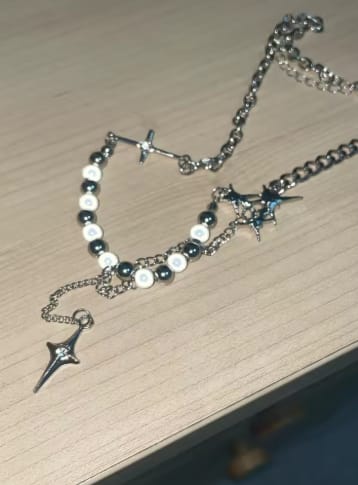 Customer photo review of Collier perle et croix