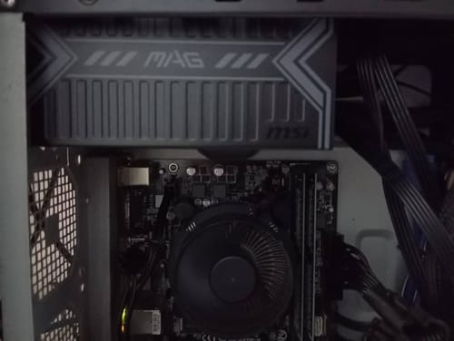 Customer photo review of Fuente de Poder MSI MAG A750BN - 750W - 80 PLUS Bronze - No Modular