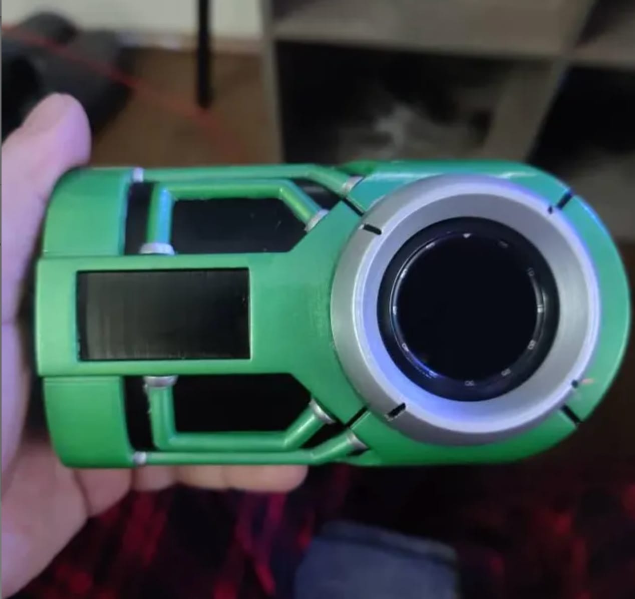 Customer photo review of Ben 10: Ultimate Alien -The Ultimatrix Wearable Replica (Touch Sensing)