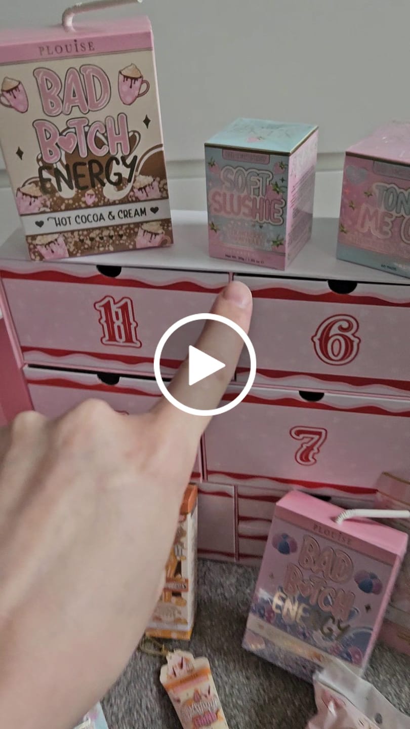 Customer video review of 12 Sleighs Of Christmas Bad Bitch Skincare Advent Calendar 2025