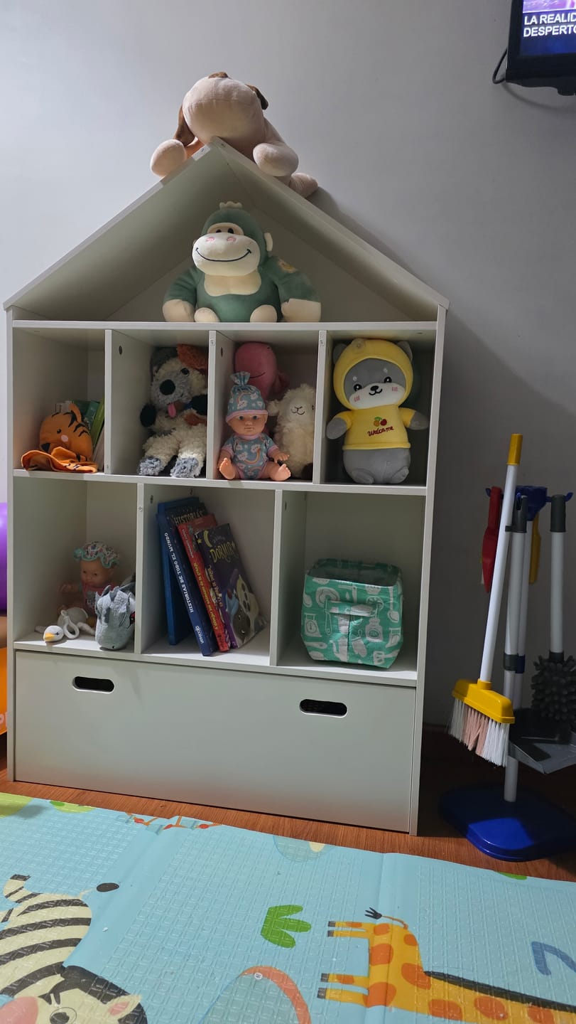 Customer photo review of Librero Infantil Casita Blanco