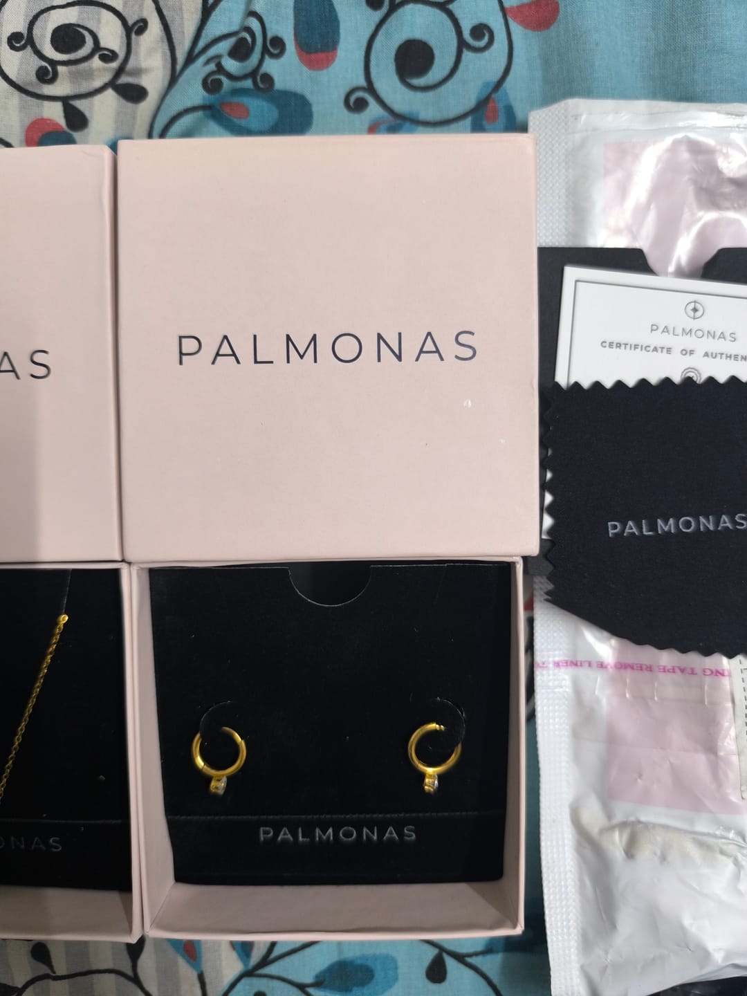 Customer photo review of Diamond Heart Duo Jewellery Set