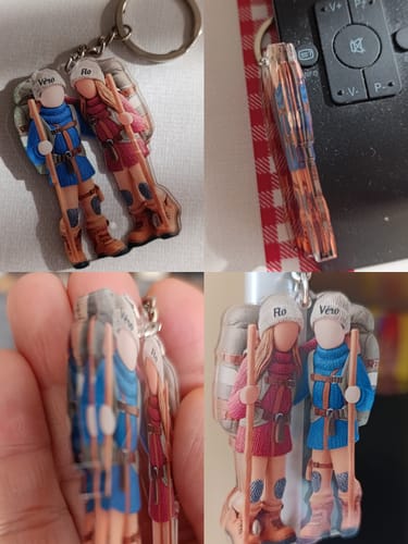 Customer photo review of Partenaires de randonnée pour la vie – Porte-clés de randonnée personnalisé
