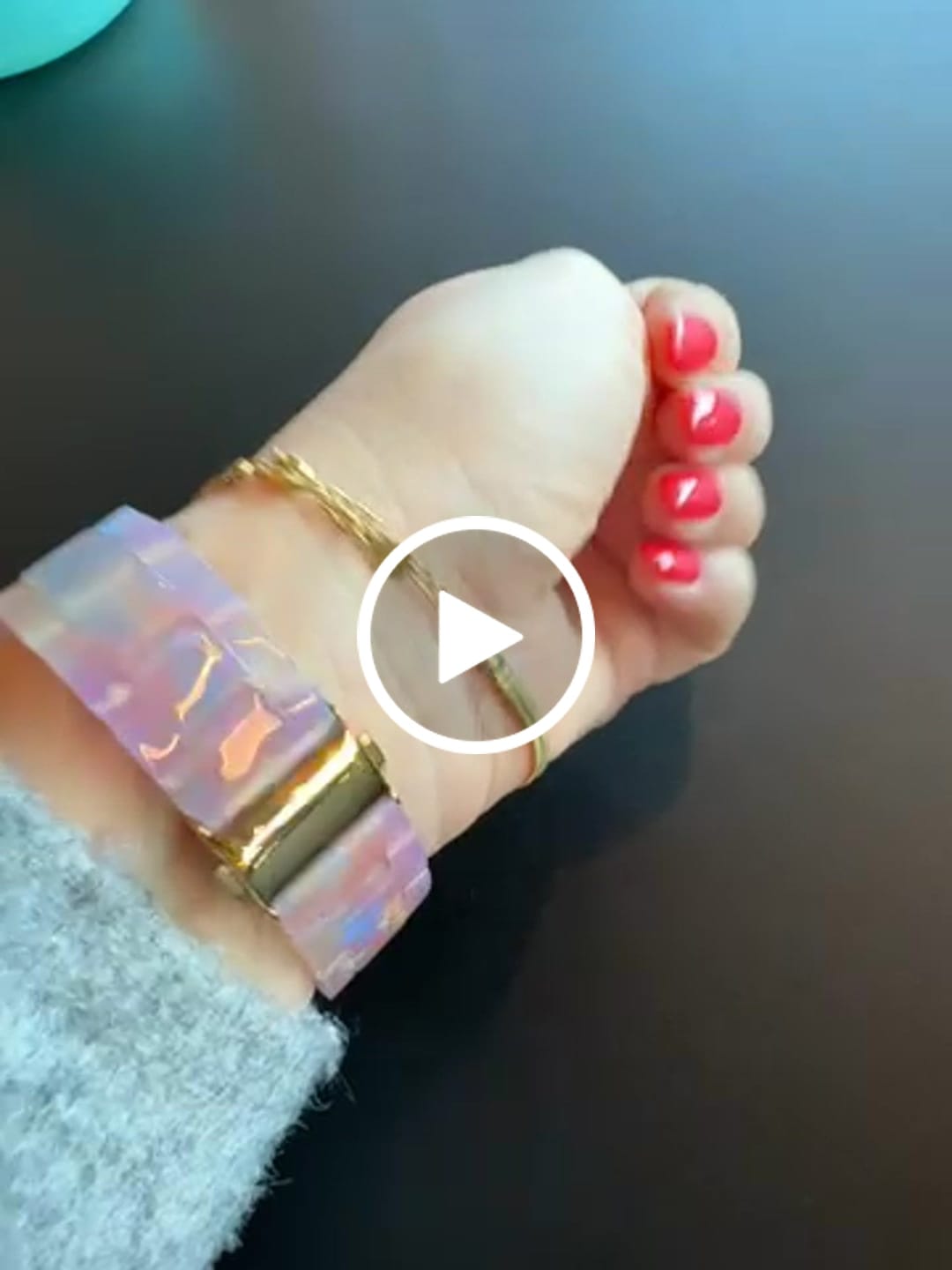 Customer video review of Perla Ceramic Strap