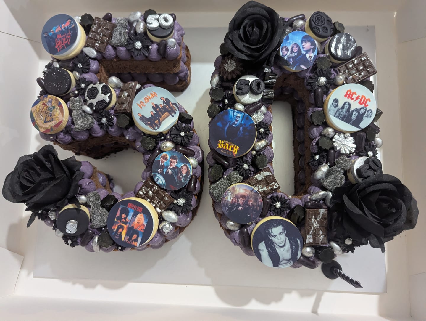 Customer photo review of 15 x 5 cm Pre-cut Standard Cupcake Custom Edible Icing Images