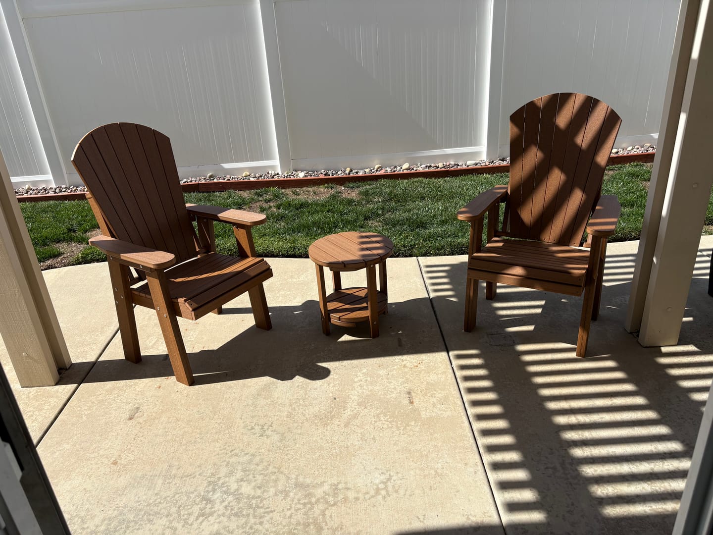 Customer photo review of Upright Adirondack Chair & Two Tier 18" Round End Table Set