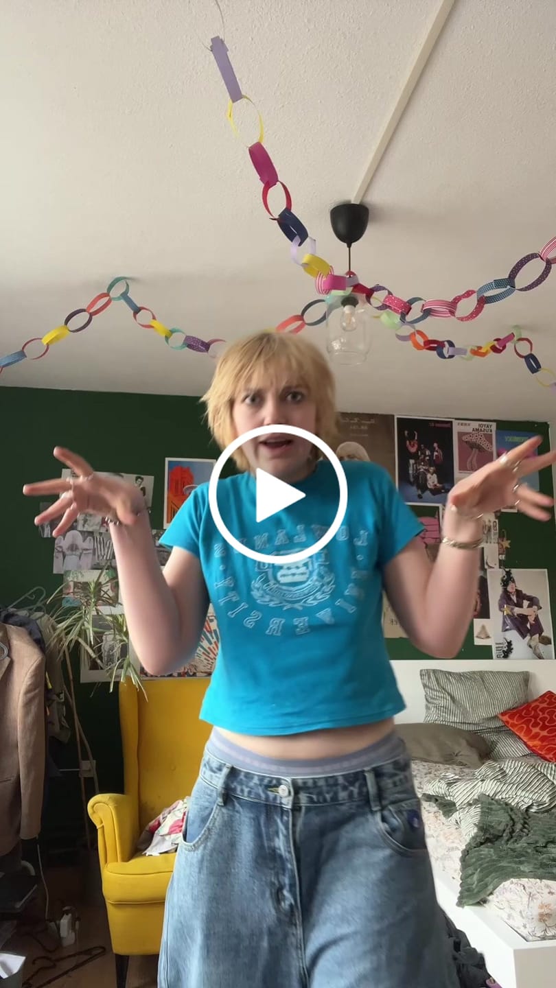 Customer video review of Aelfric Eden Baggy Barrel Dog Jeans