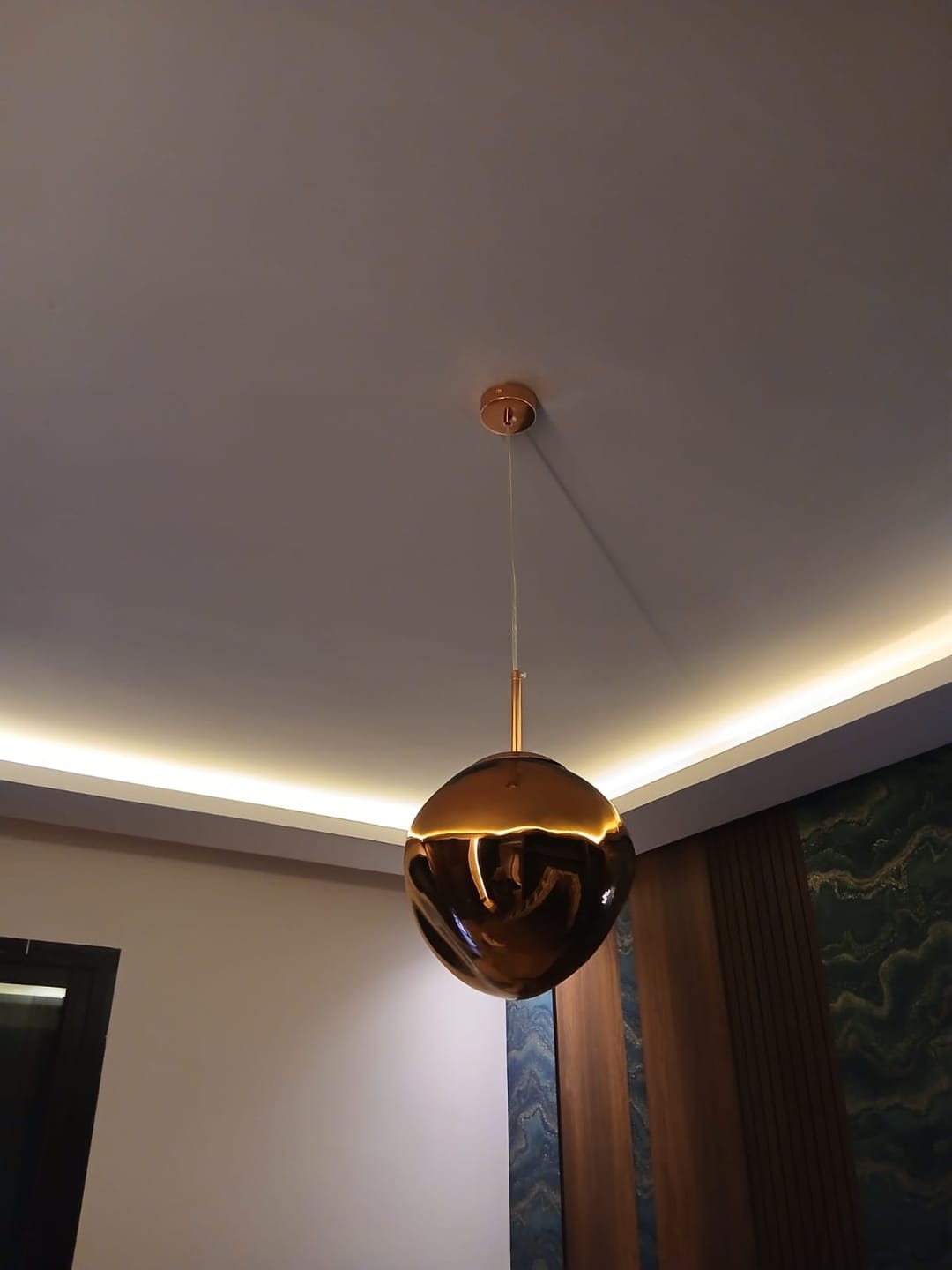 Customer photo review of Suspension MELT Rose Gold