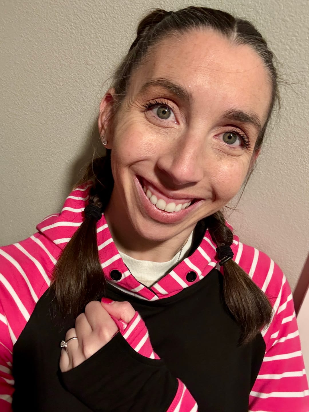 Customer photo review of Roxy Pullover Women's Hoodie