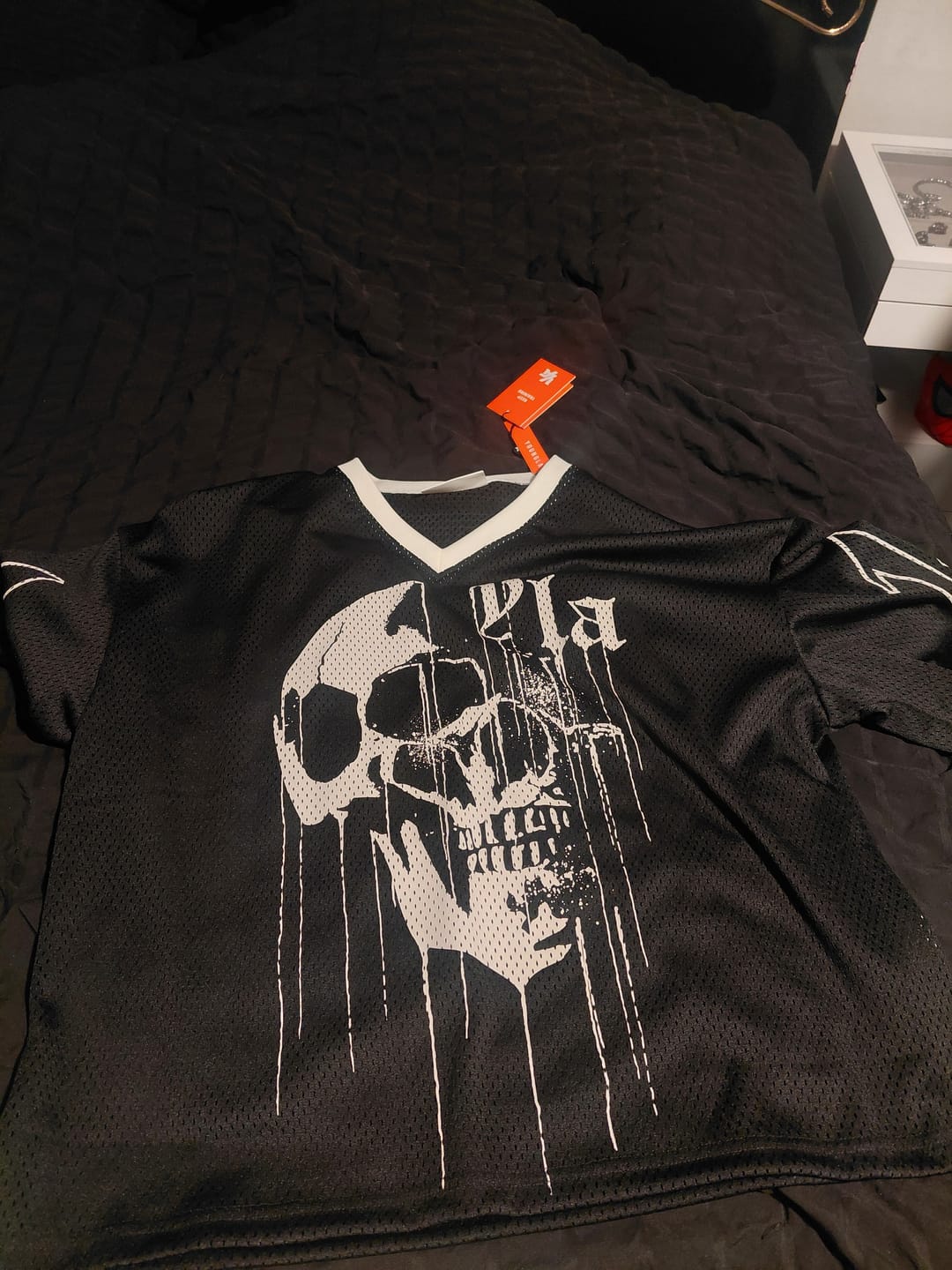 Customer photo review of 4015 - Drippy Skull Jersey