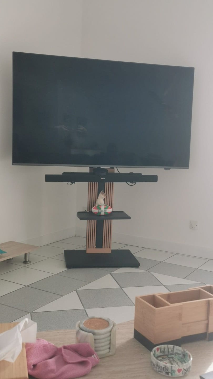 Customer photo review of Zen FT65 TV Stand