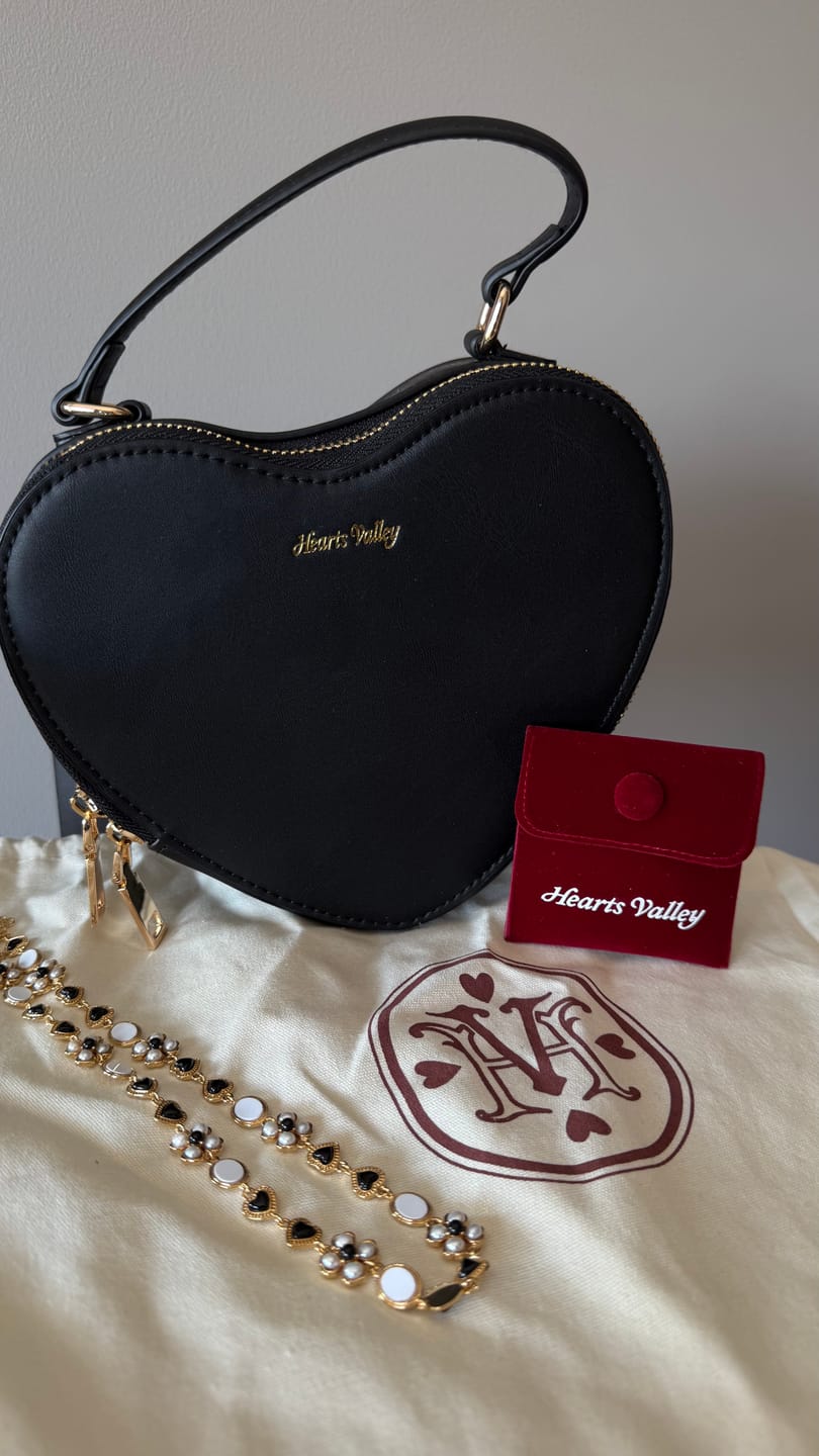 Customer photo review of Anna Heart Bag