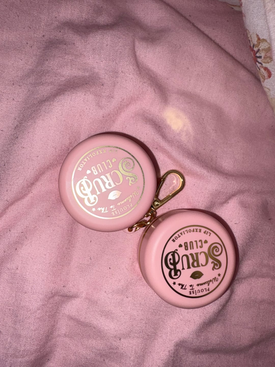 Customer photo review of P.Louise Keychain Lip Scrub