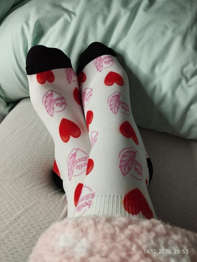Customer photo review of Personalisierte Liebes Sneakersocken