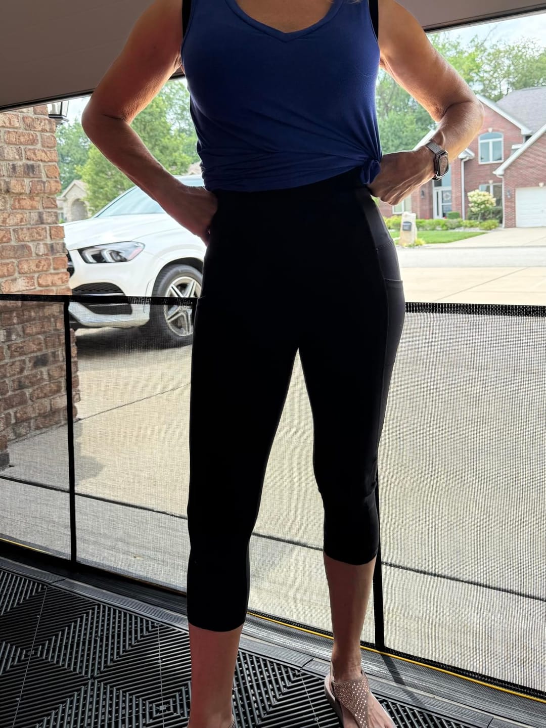 Customer photo review of SILIX™ Butt-Lifting Tummy Control Pocket Capris
