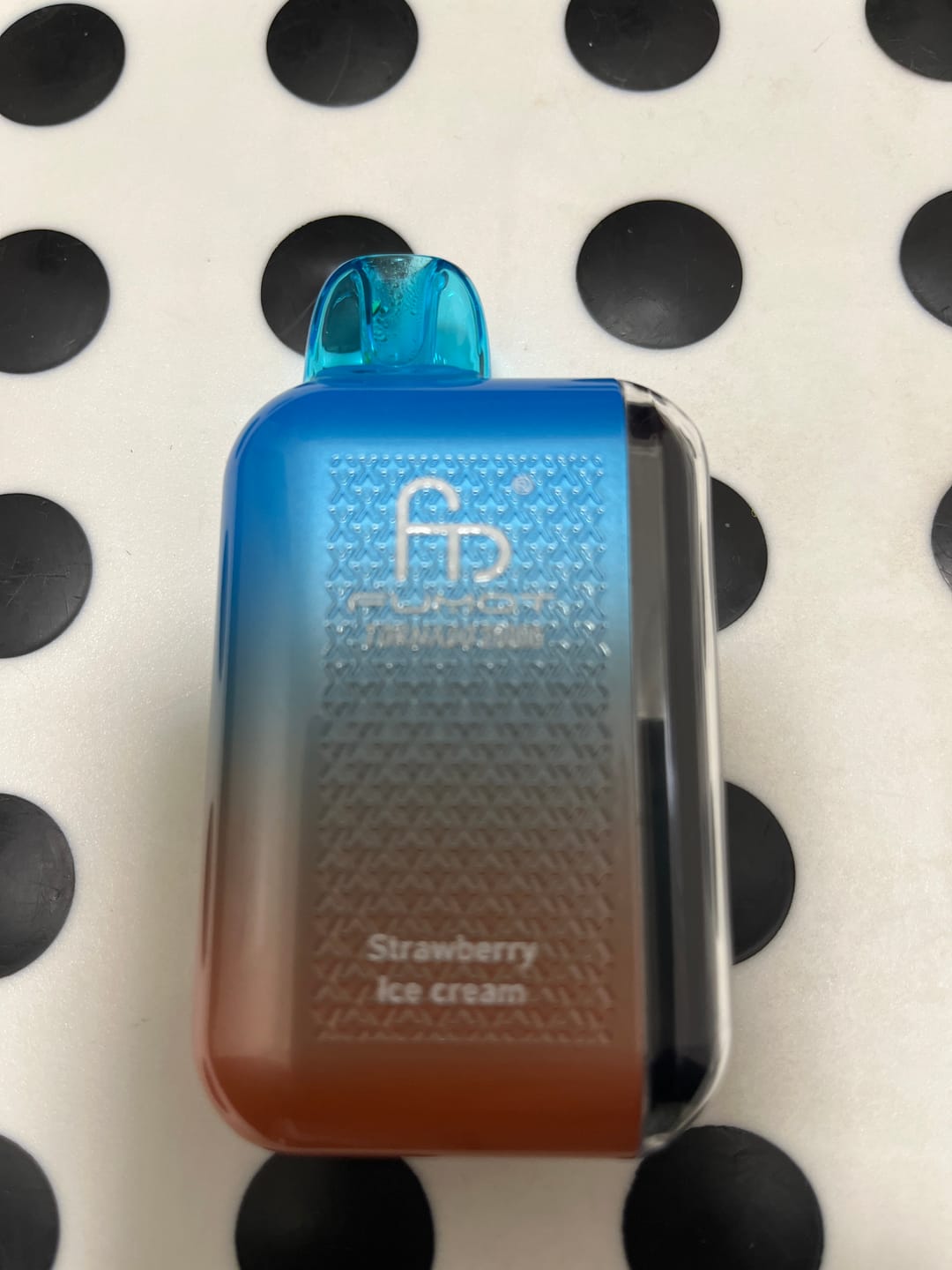 Customer photo review of RandM Tornado 20000