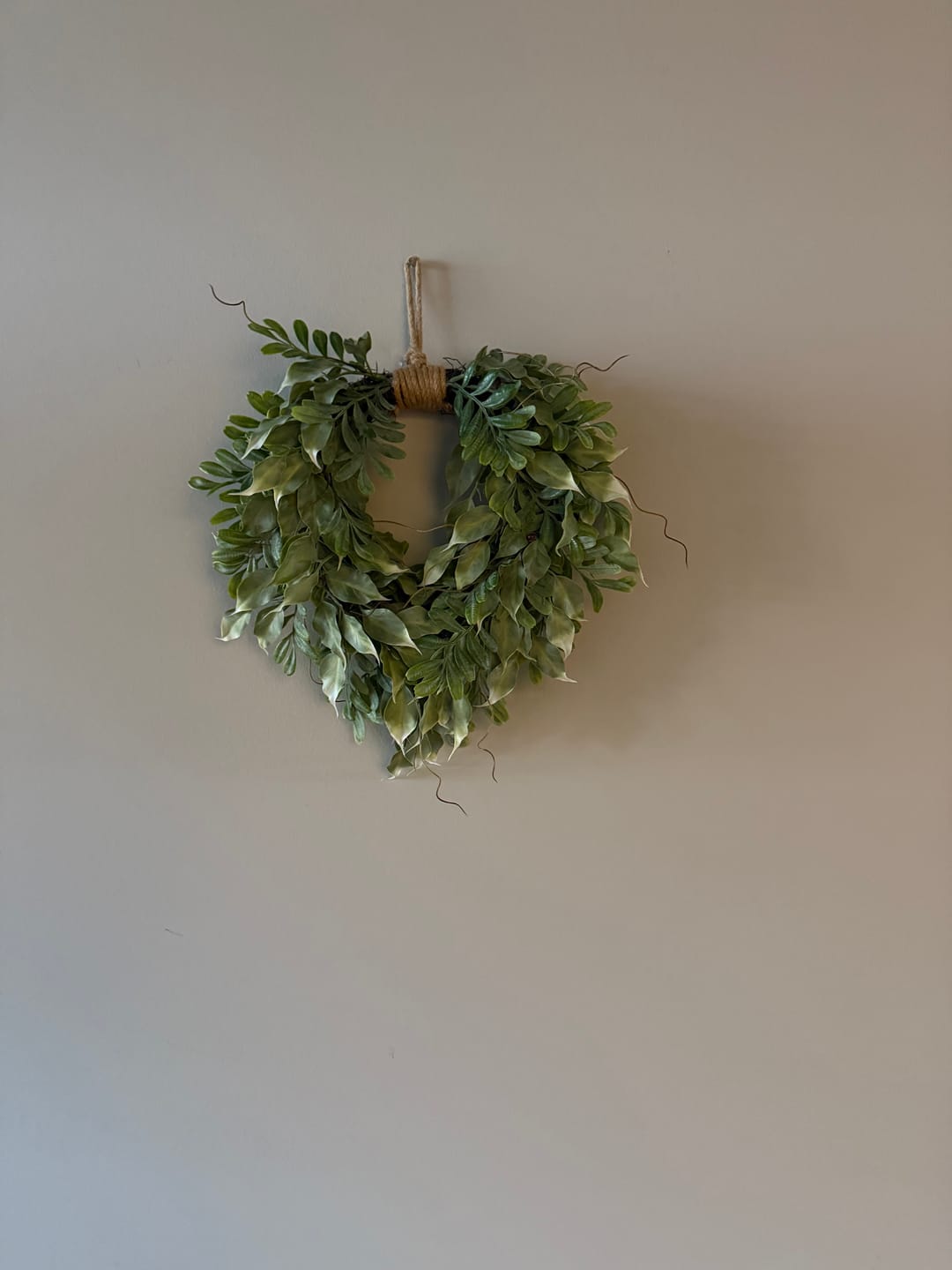 Customer photo review of Eliana Leafy Wreath | Large