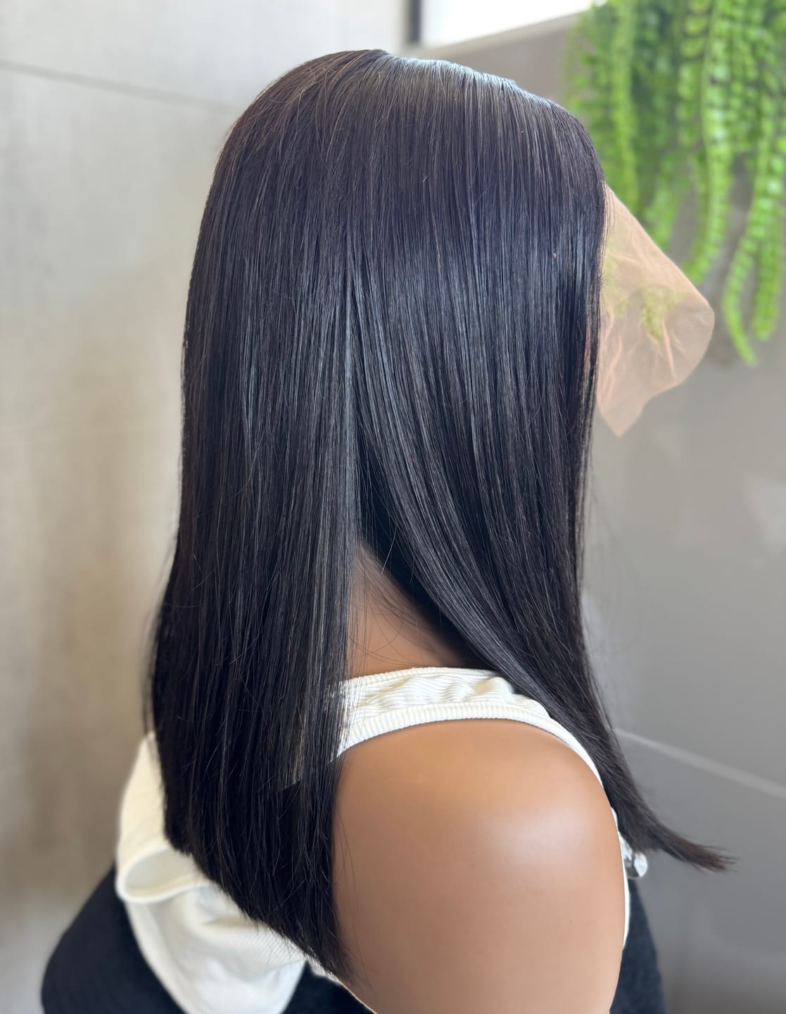 Customer photo review of Wear And Go Pre-Bleached Double Drawn Bob With 7 X 5 Closure