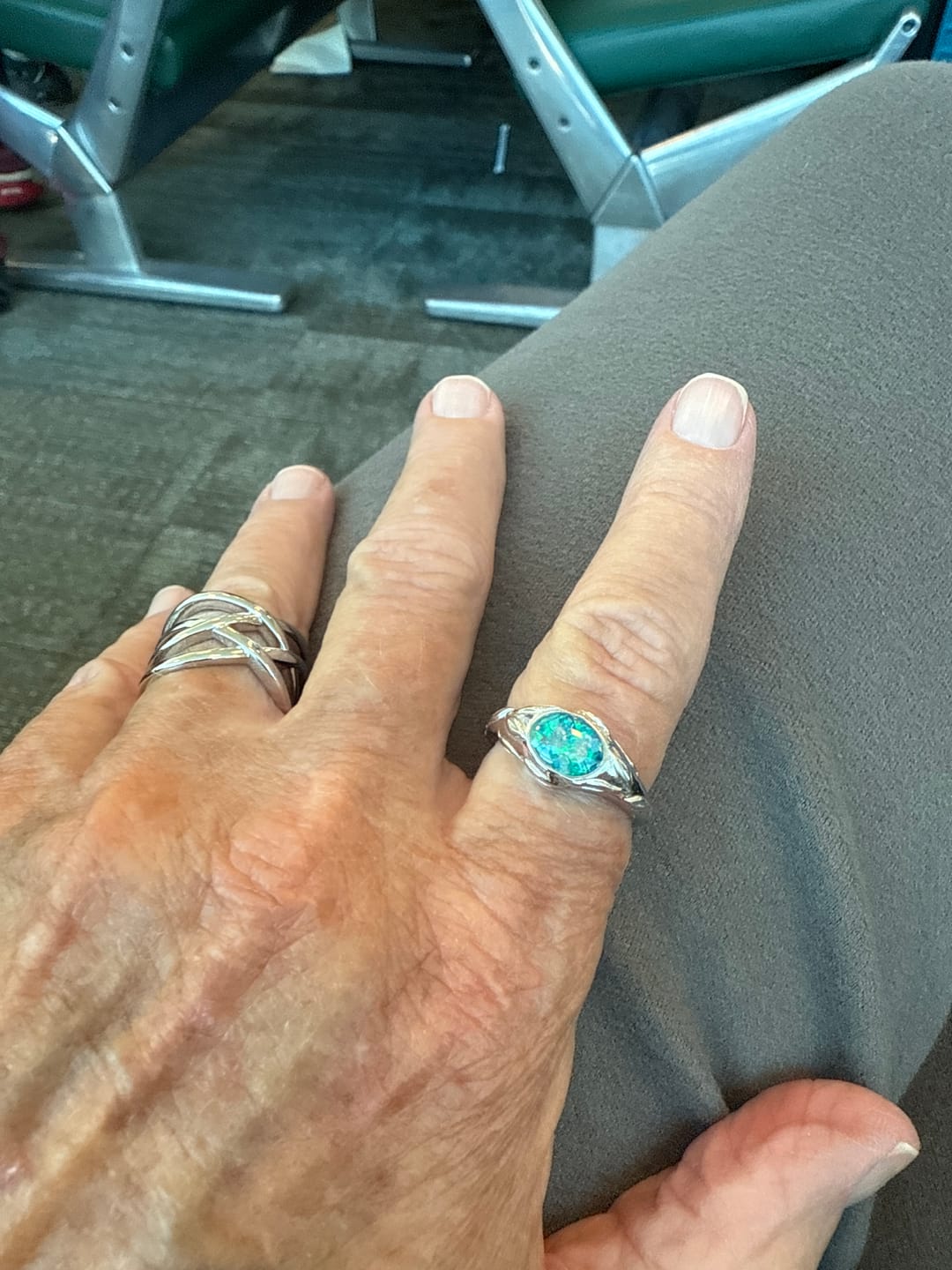 Customer photo review of Leaf Cremation Ring with Cremation Ashes