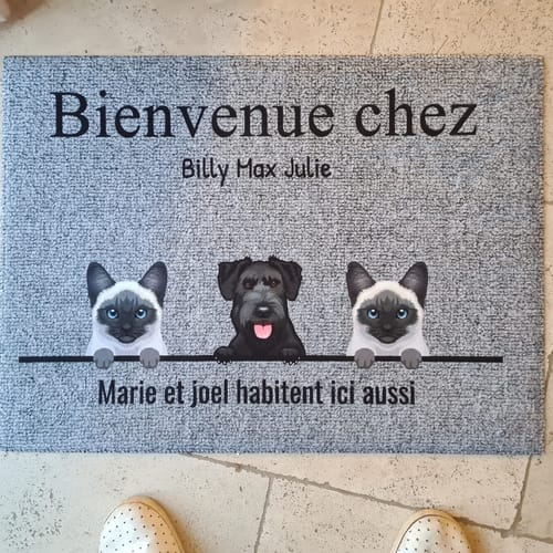 Customer photo review of Tous mes amis à poils - Paillasson personnalisé