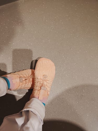 Customer photo review of HappyToes - Barfota sko