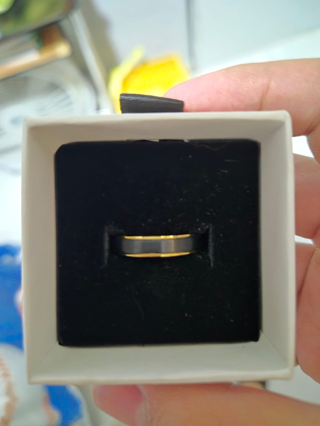 Customer photo review of Anillo Night's Watch - Tungsteno