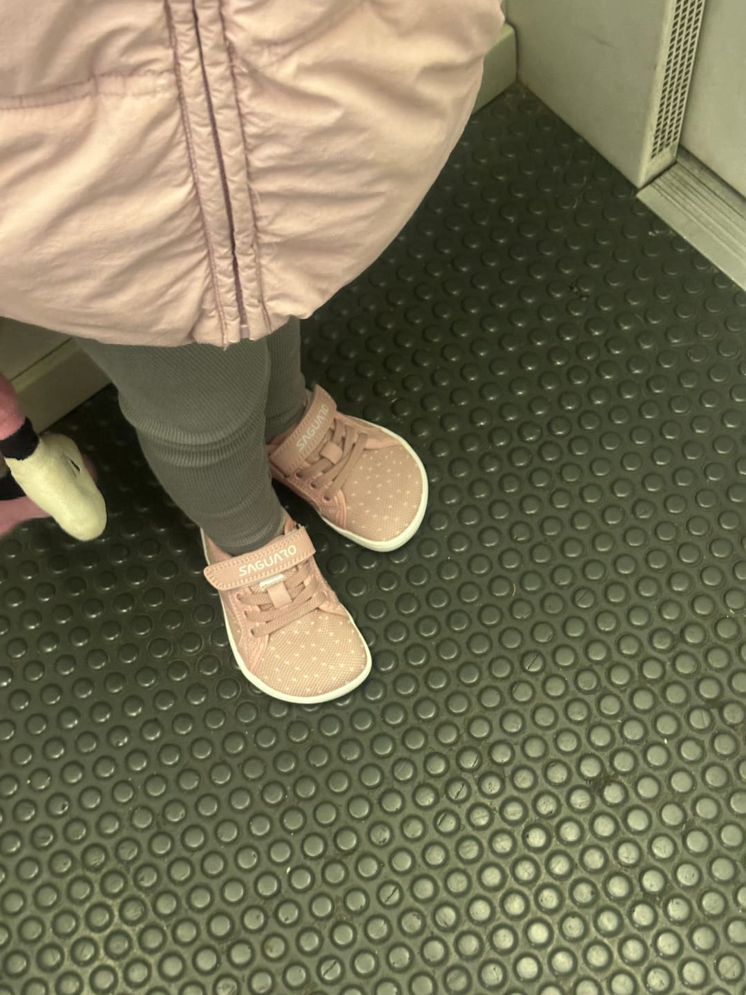 Customer photo review of Niños Luck Ⅰ - Zapatos Barefoot