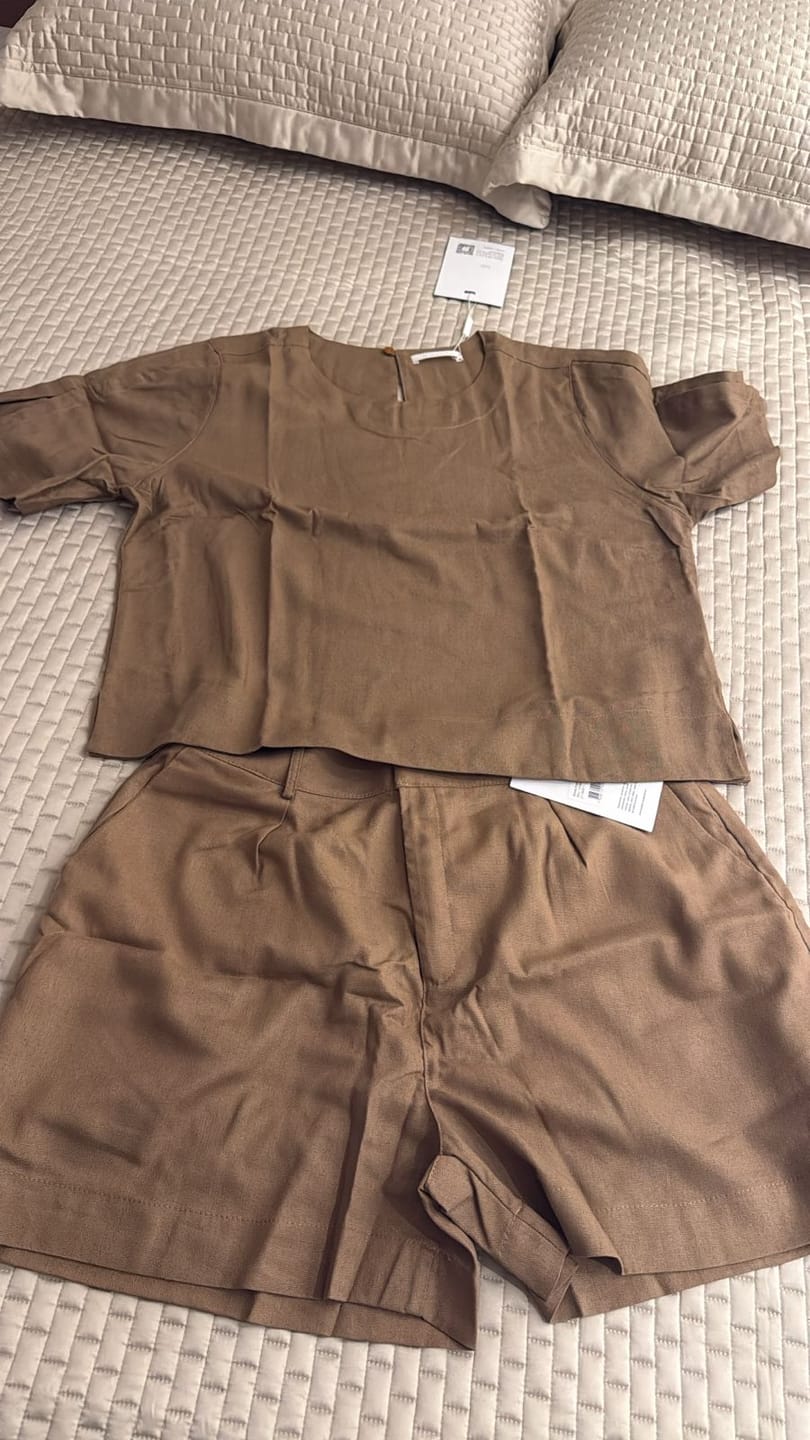 Customer photo review of Shorts Angico Marrom Claro