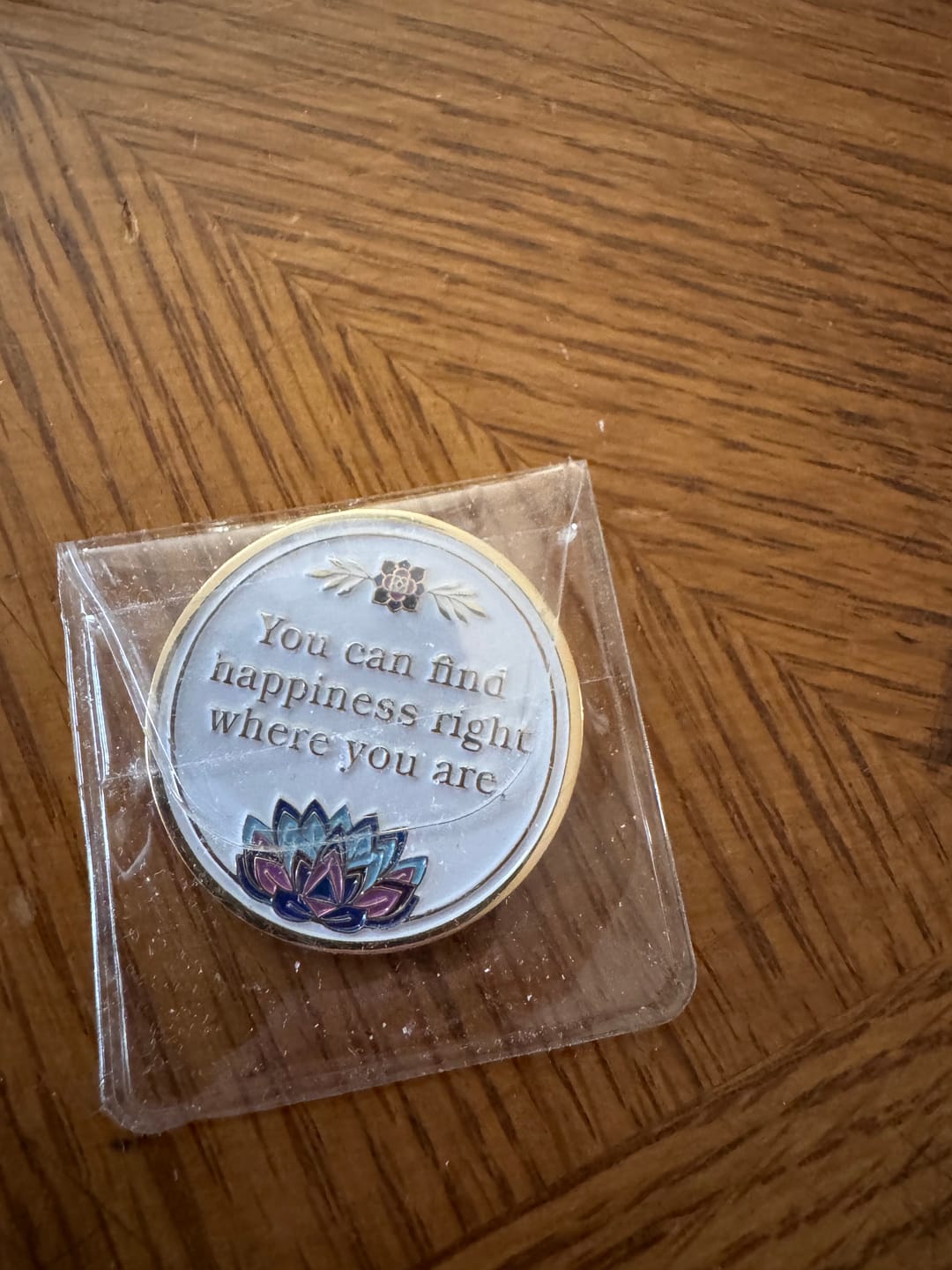 Customer photo review of 1 to 50 Year Sobriety Mint 'In Bloom' Lotus Flower Gold Plated AA Recovery Medallion/Chip/Coin - White