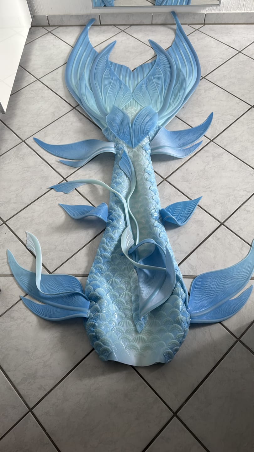 Customer photo review of Ultralight Silicone Series Mermaid Merman Tail Beginning of Starry Seabed 15