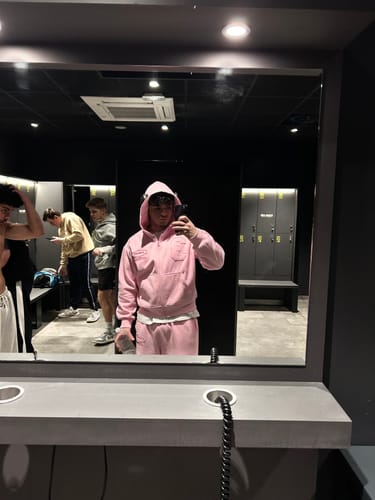 Customer photo review of Jogging "To You"