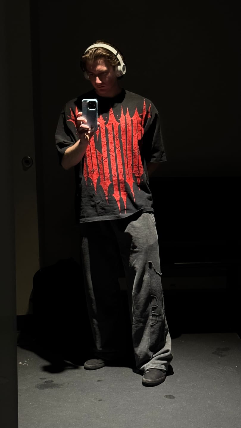 Customer photo review of 4156 - Revenge Tees Spring '25