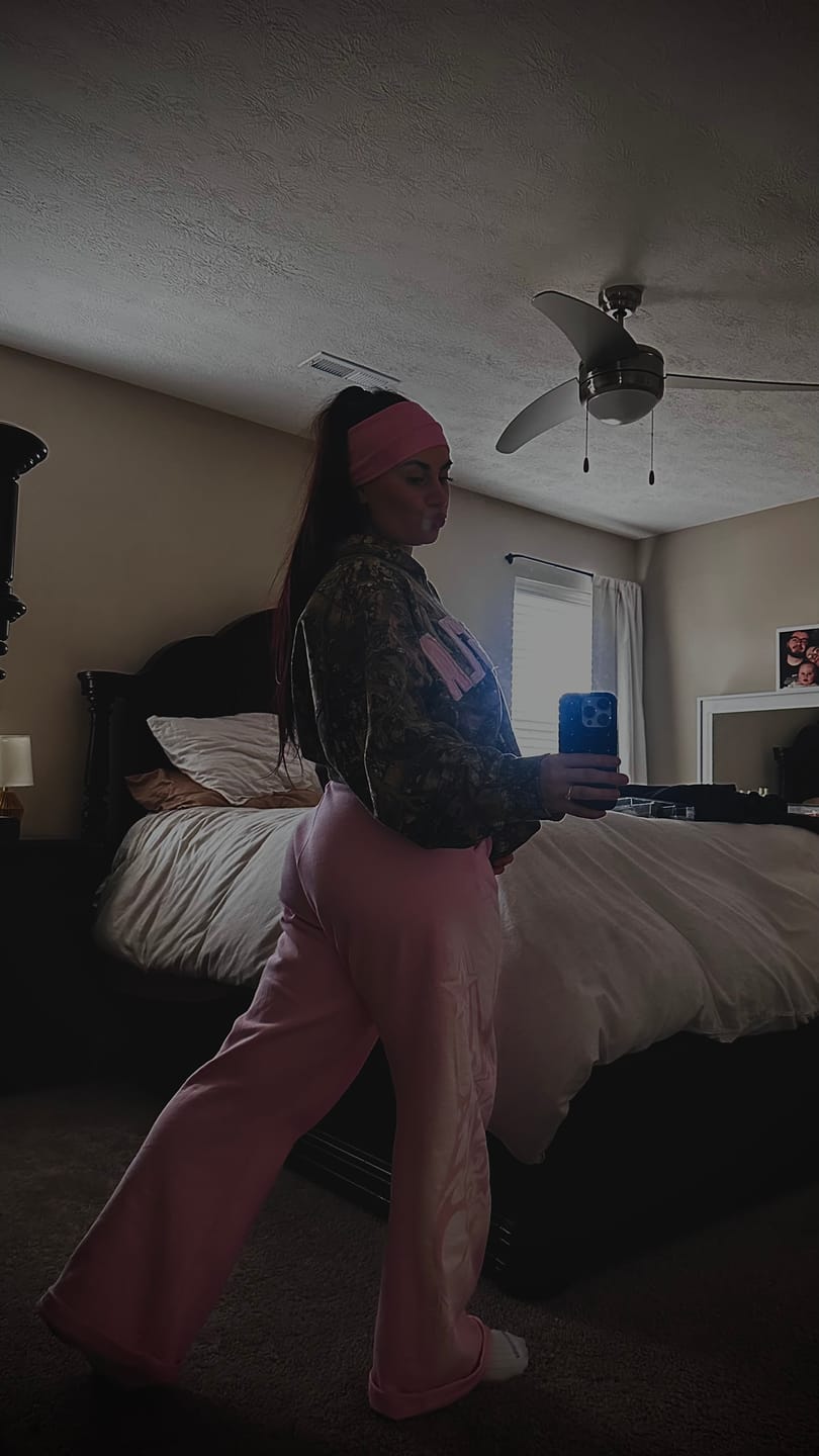 Customer photo review of W281 Flashback Joggers