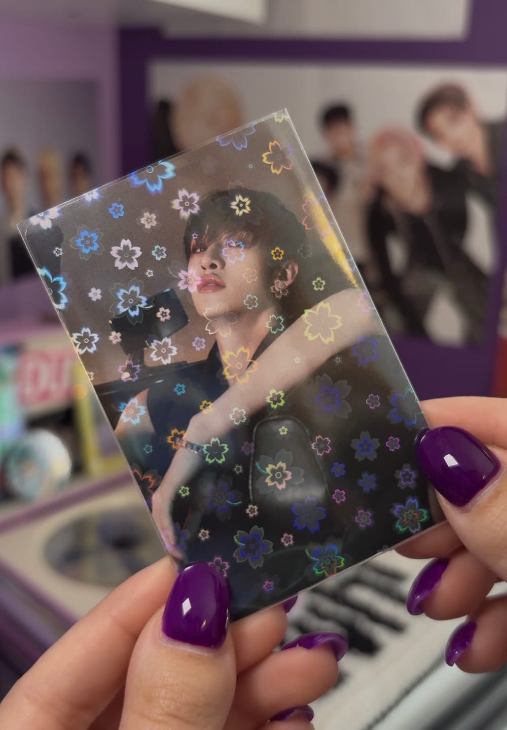 Customer photo review of PREMIUM HOLOGRAPHIC PHOTOCARD SLEEVES - SAKURA VERSION