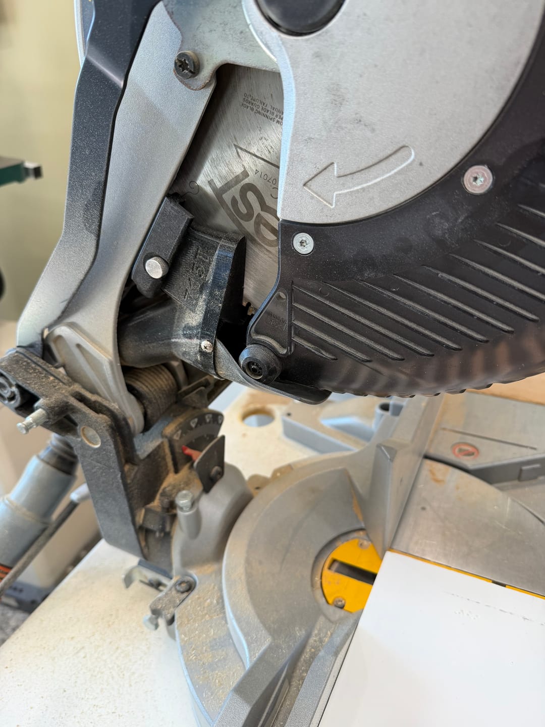 Customer photo review of Dewalt DW715/716 12" Non-Sliding Miter Saw Dust Collection