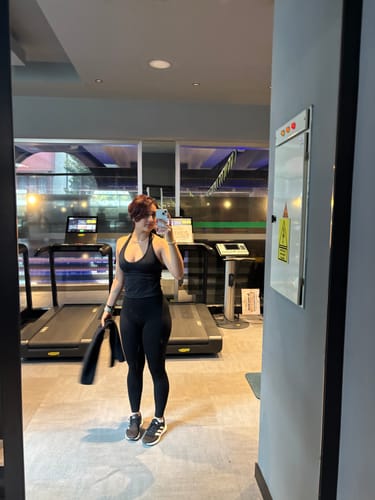Customer photo review of Hourglass Halter Atlet