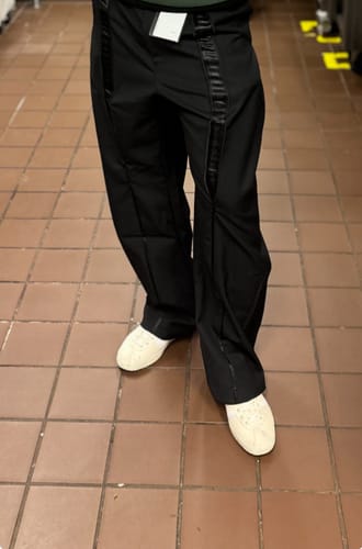 Customer photo review of Zipper Pants- Black