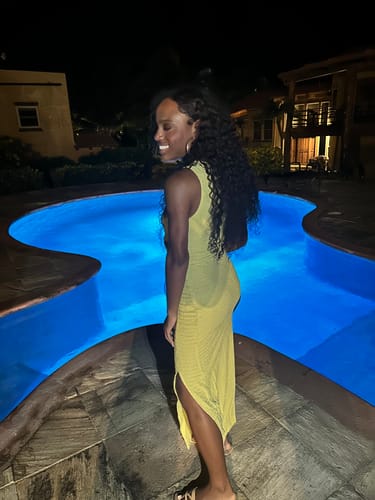 Customer photo review of Lust RAW Burmese Curly Bundle