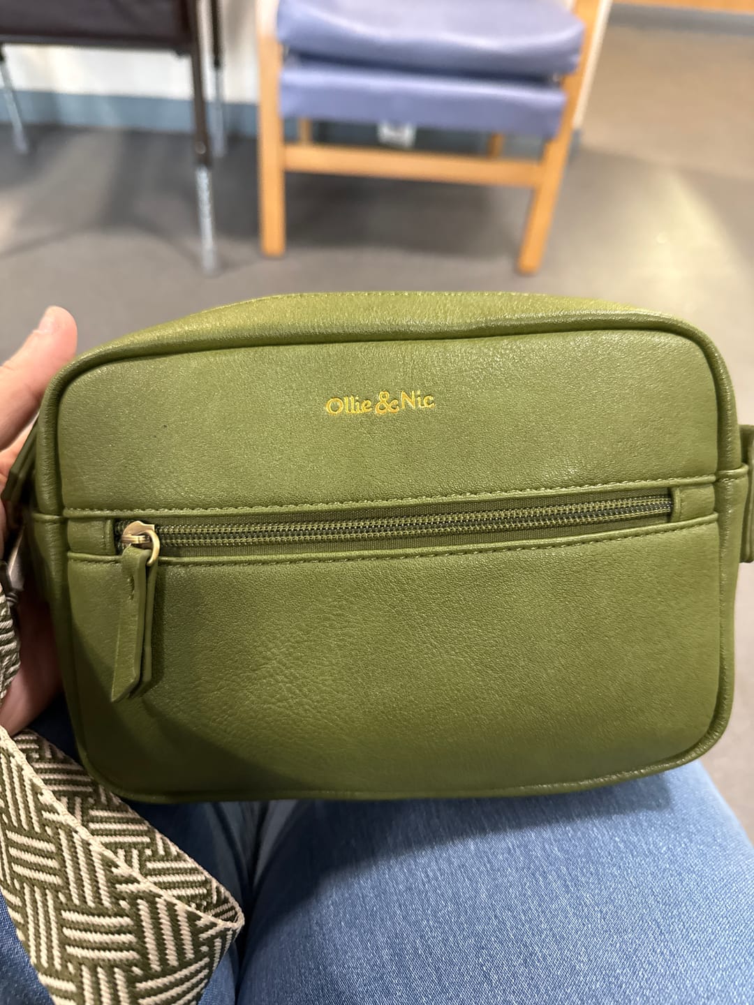 Customer photo review of Gigi Crossbody - Apple Green