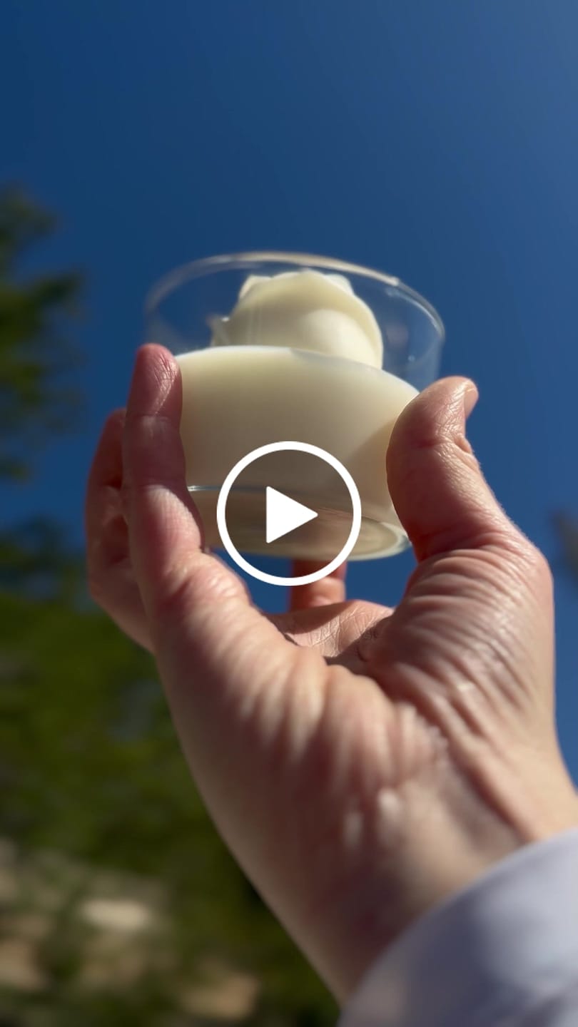 Customer video review of Fragancia VAINILLA DE LA POLINESIA FRANCESA